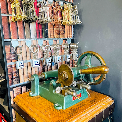 ABS Artisan Bonnet Serrurier La Rochelle~île de ré Dépannage 24h24