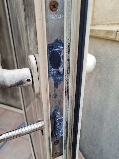 DSLR Dépanneur Serrurier La Rochelle